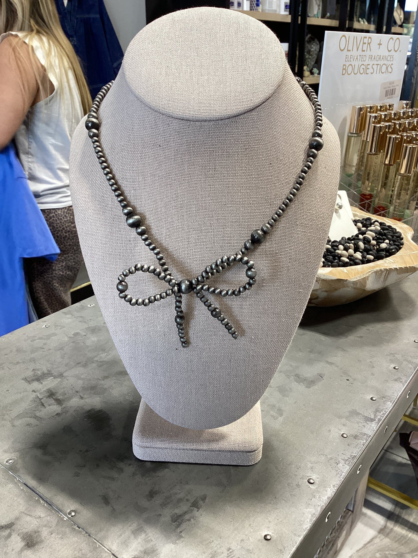 Faux Navajo Pearl Bow Necklace