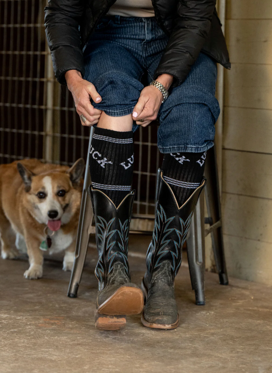 Retro Lucky Chuck Black/White