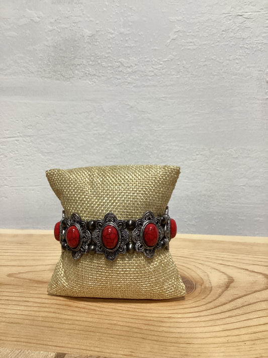 Flower conch red bracelet