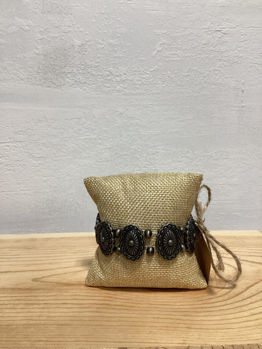 Faux conch stretchy