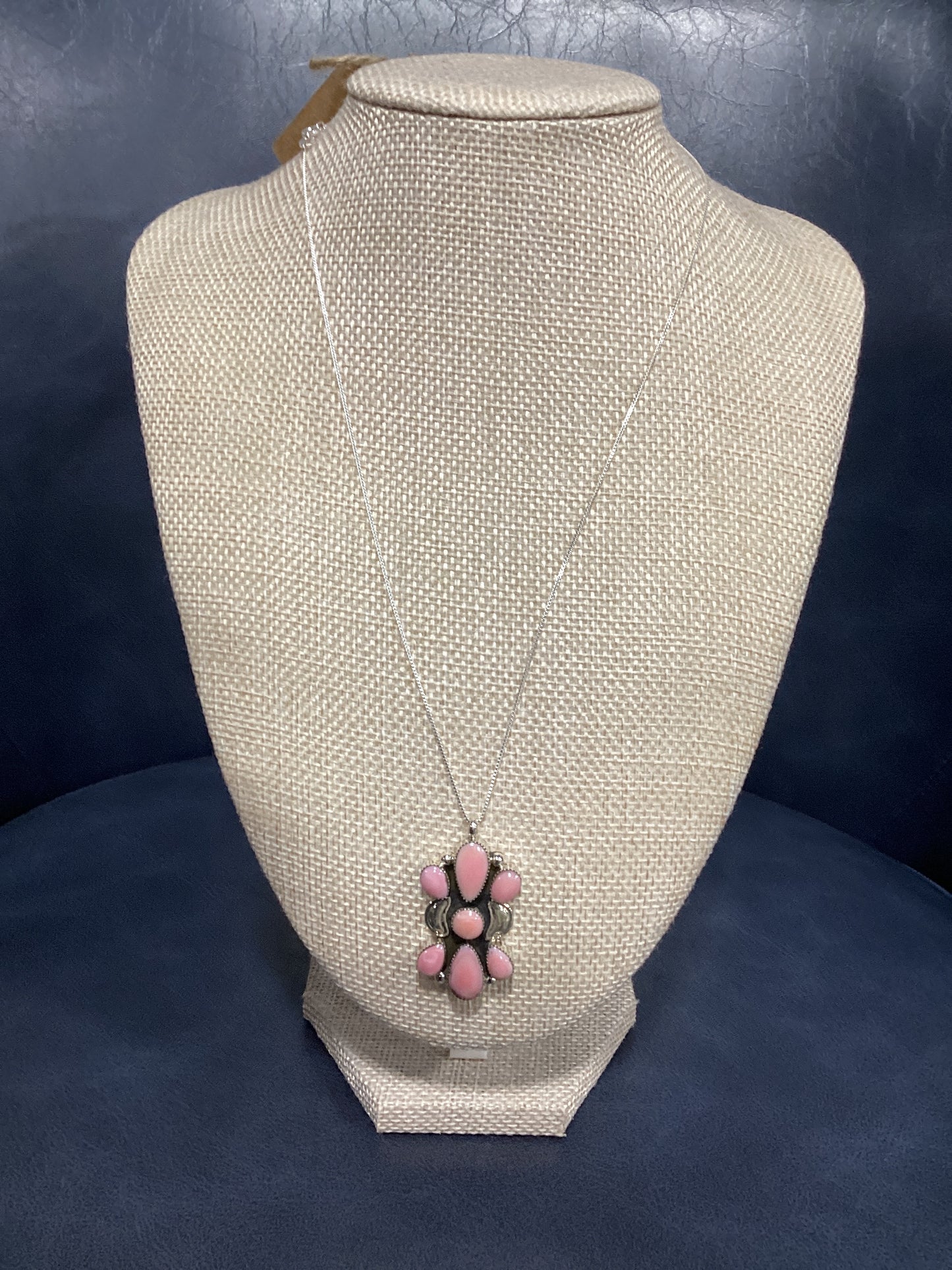 Pink Conch Pendant Necklace