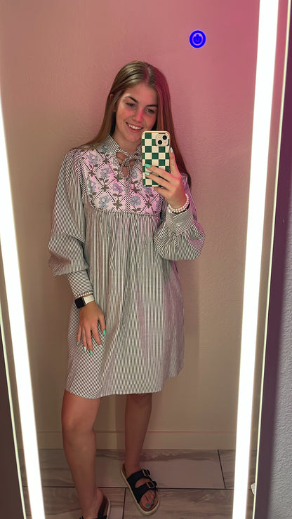 Stripe Floral Long Sleeve Dress: Black Stripe