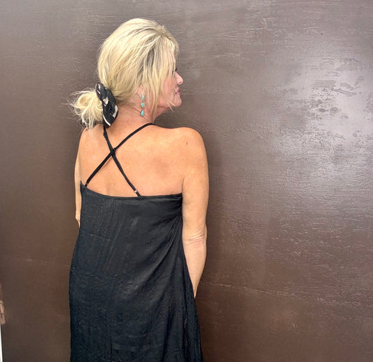 Backless and Elegant Midi Dress