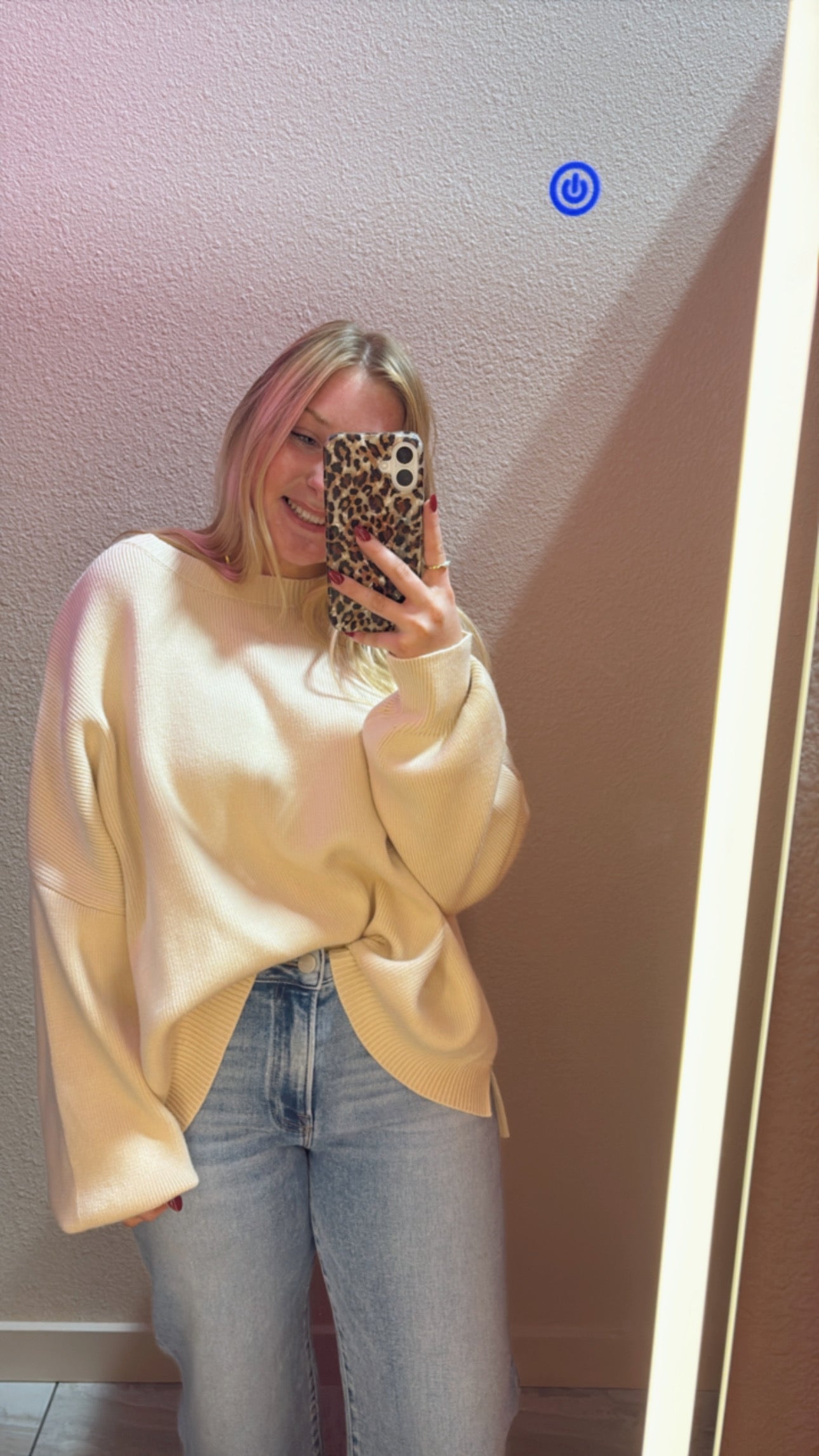 Relaxed Charm Pullover