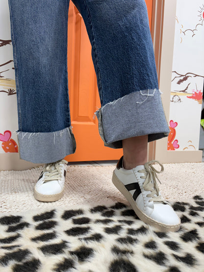 Friend Zone Sneakers-White Black