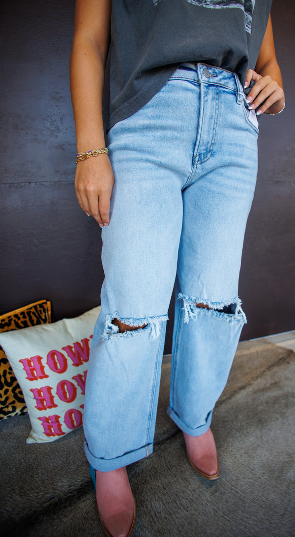 Mid Rise Boyfriend Jeans With Cuff
